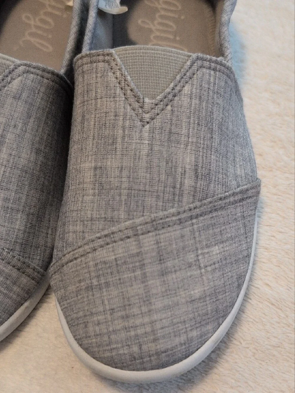 Kids Slip-On Canvas Shoes in Gray